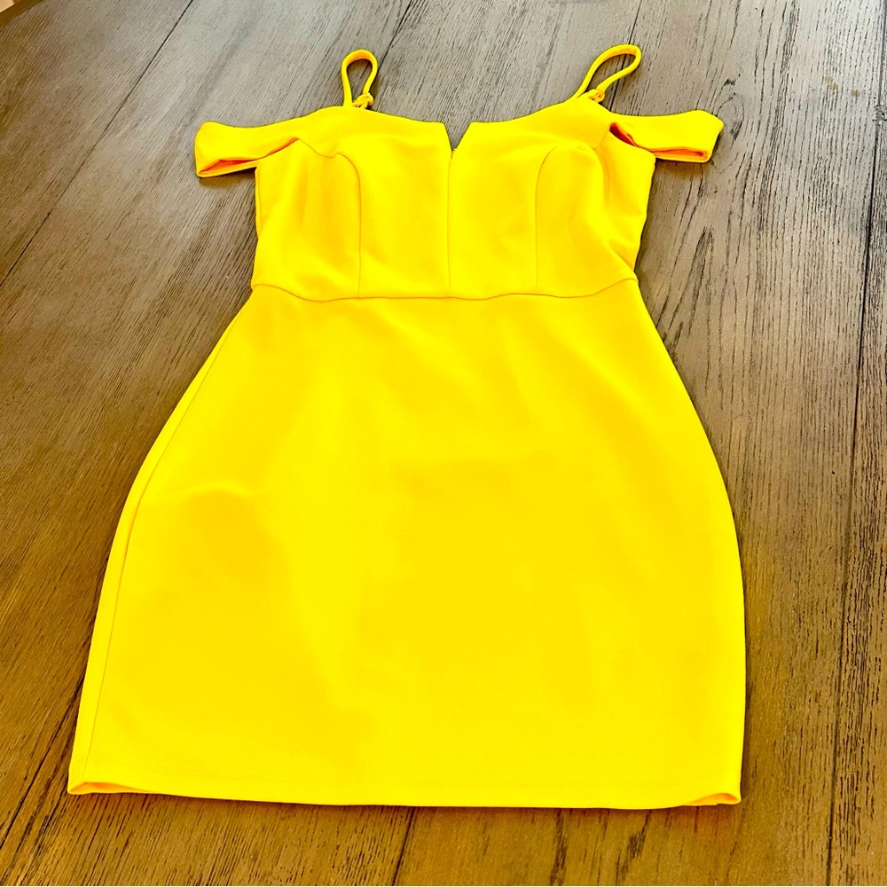 Yellow off the shoulder Cocktail Dress